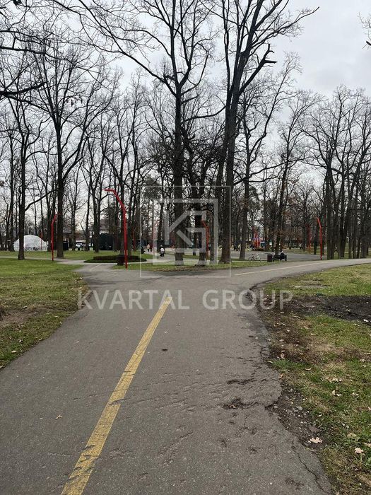 Затишна квартира біля парку та школи 42.5м2