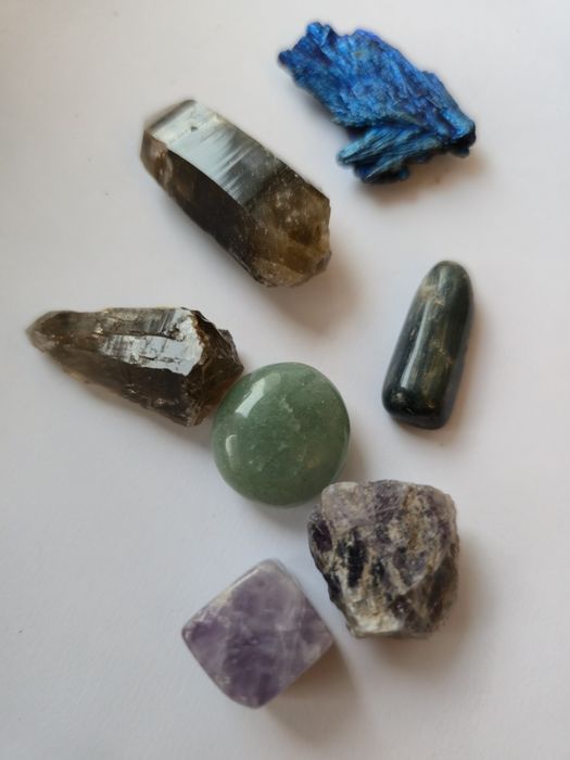 Minerał kamień geoda kwarc dymny turmalin obsydian awenturyn