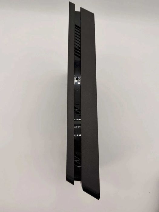 OPORTUNIDADE - PS4 Slim 500GB + 1 Comando + Cabo Alimentação