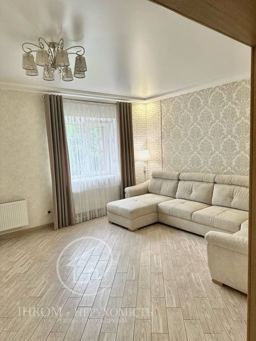 Будинок Веретенівка (Версаль)