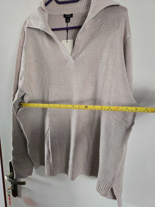 Sweter damski beżowy Tapata L