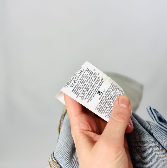 Niebieskie jeansy z przetarciami S 36