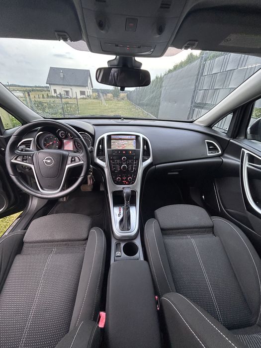 Opel Astra J 2.0
