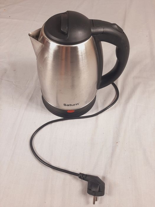 Электрочайник saturn