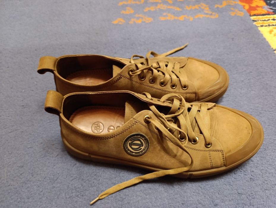 Кеди Estro шкіряні