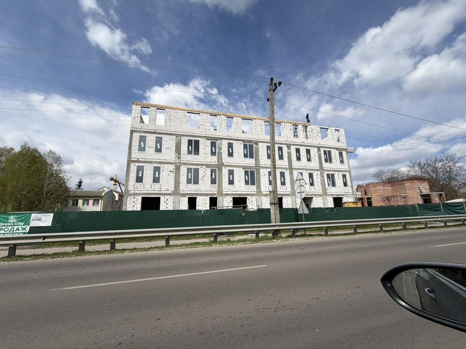 Продаж квартир по вул. Момота від забудовника