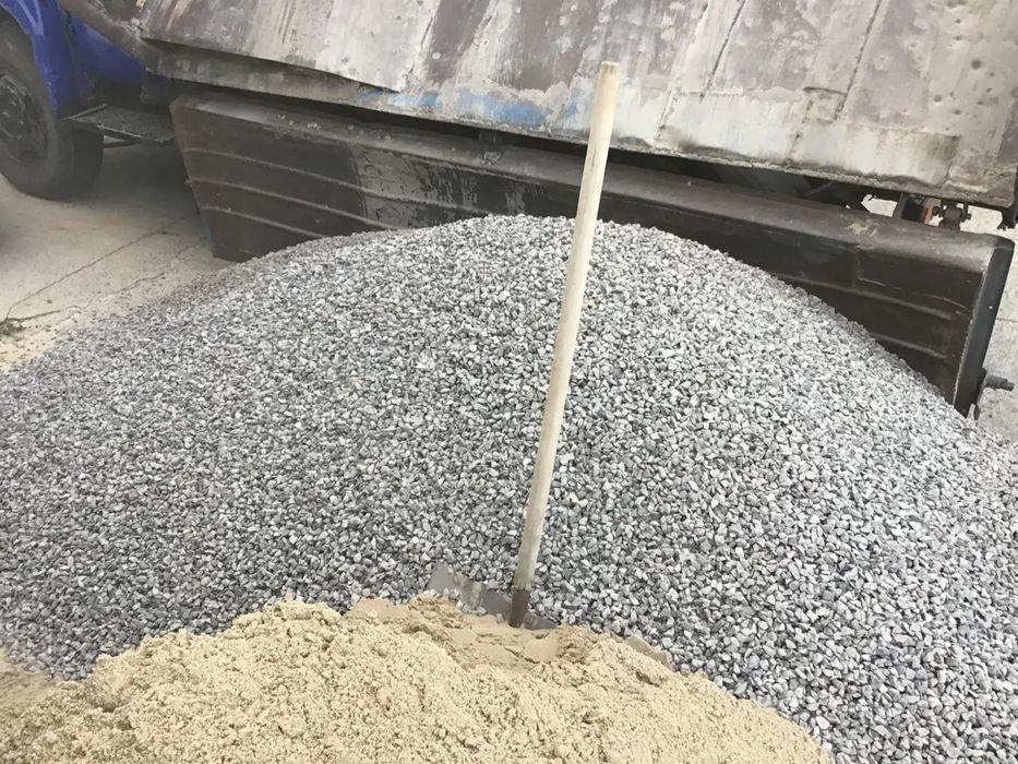 Песок и щебень с доставкой по Харькову