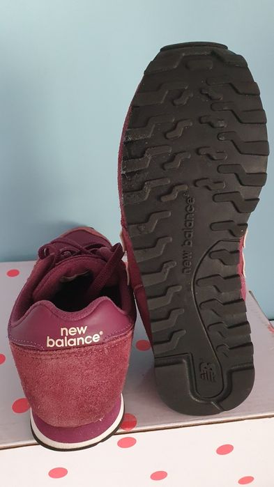 Buty sportowe New Balance w modnym kolorze Rozmiarze 36.5