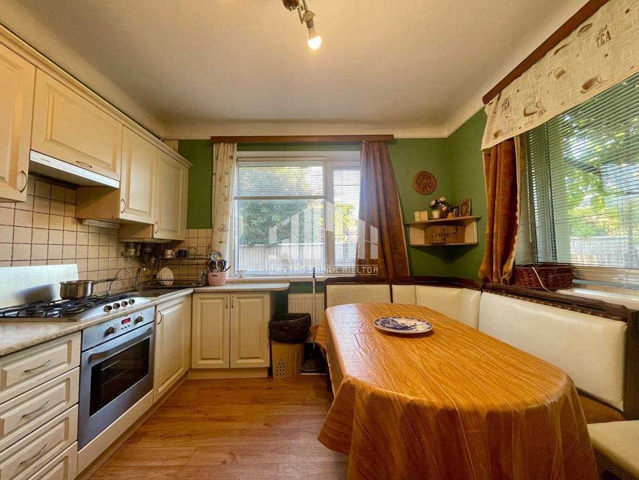Великий будинок 249м² — ідеально для великої родини(+пасивний дохід)