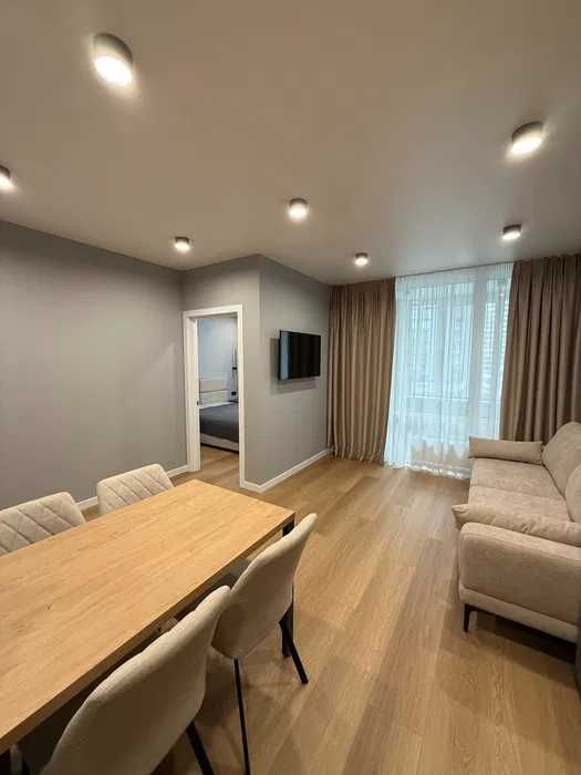 1к квартира 44м², Варшавський плюс, Виговського 40/12, низький поверх