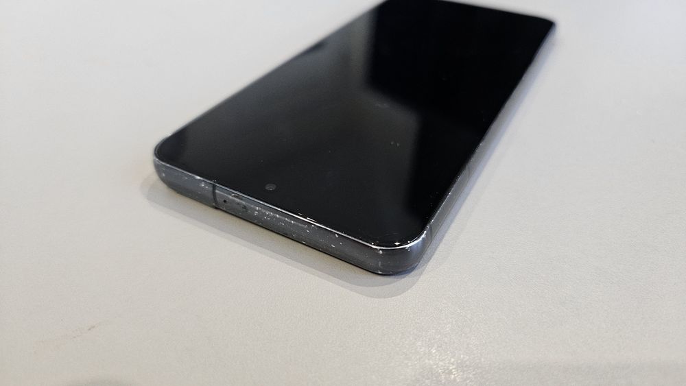 samsung s22 8GB RAM 128GB