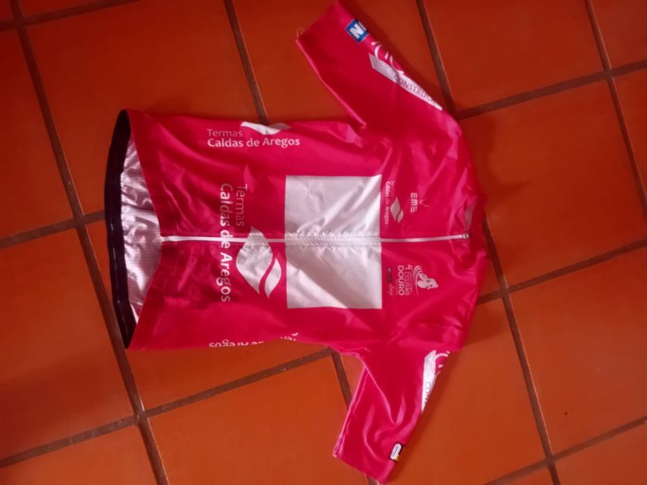 Vendo roupa de ciclismo
