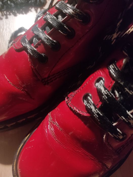 Dr. Martens Made in England, skórzane, czerwone , lakierowane, r. 38