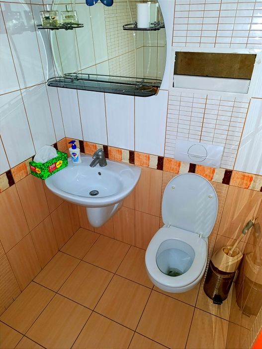 Продам 5.к. Квартиру Центр