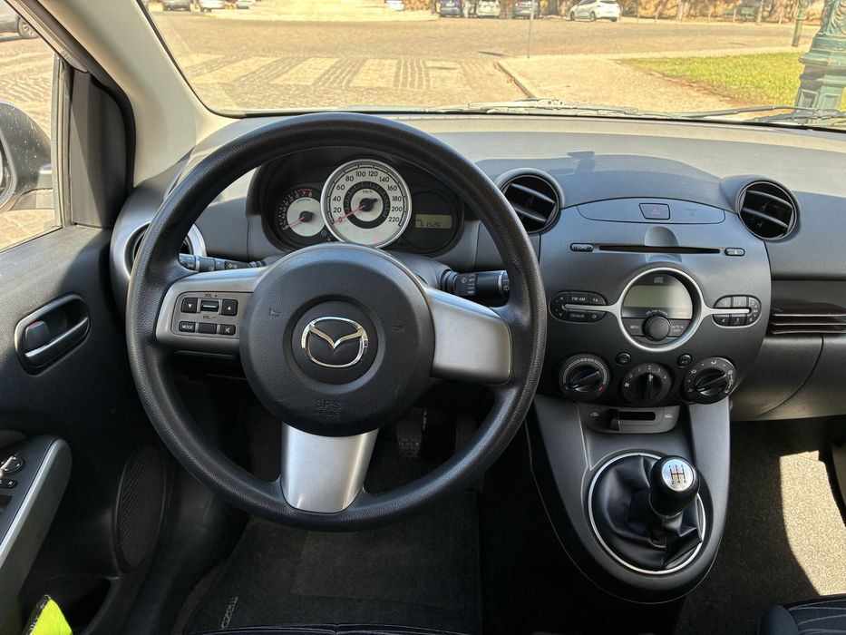 Mazda 2 gasolina 2009