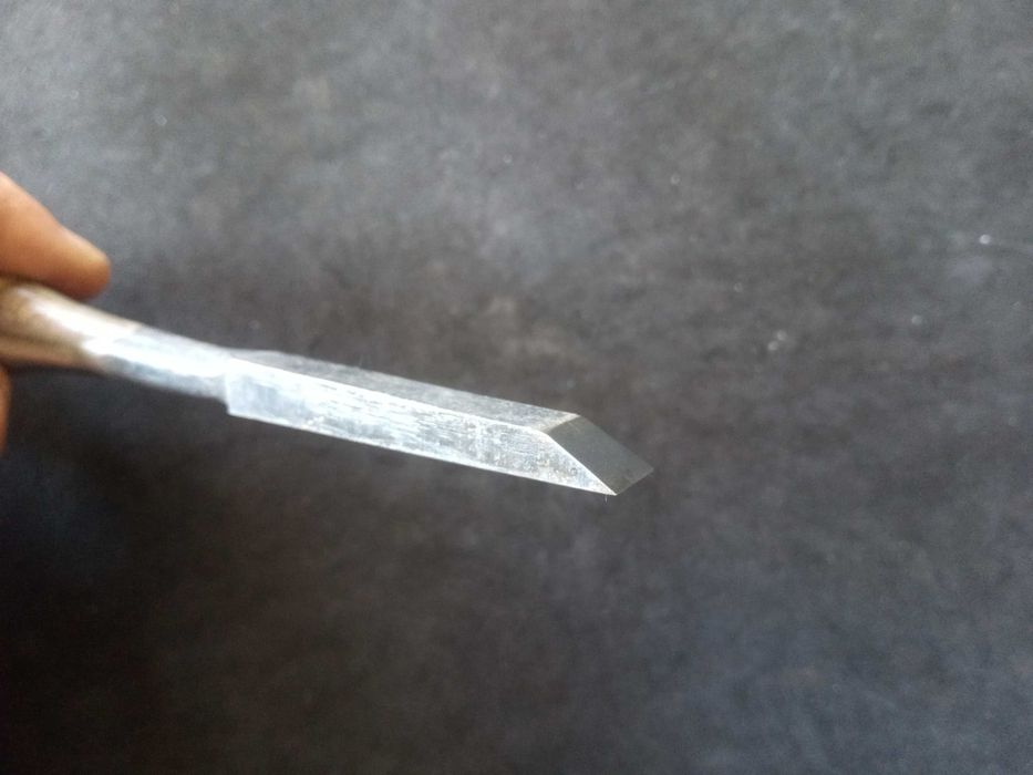 Dłuto japońskie 重友 Shigetomo 9mm