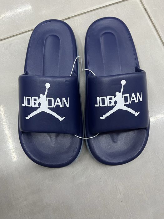 Шльопанці Jordan