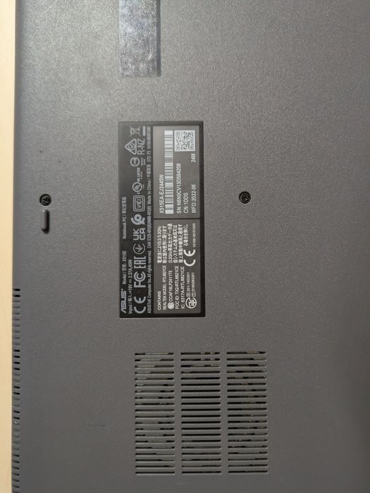 Sprzedam laptop ASUS X515EA