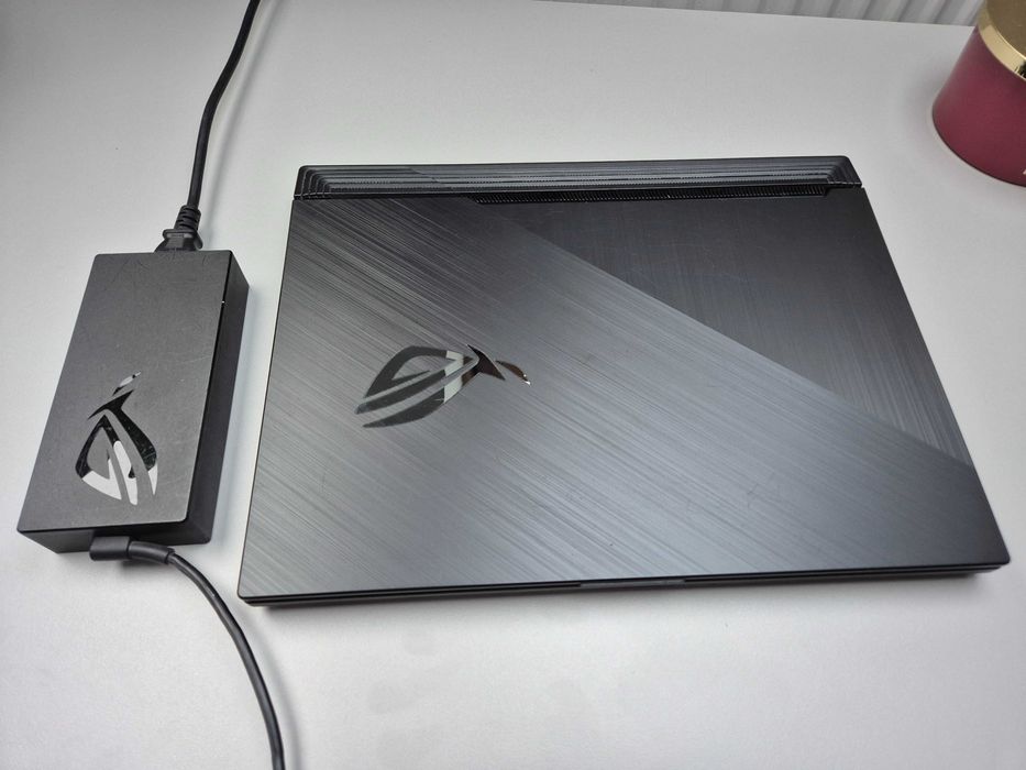 Asus ROG GTX1660ti 16GB laptop gamingowy 120Hz