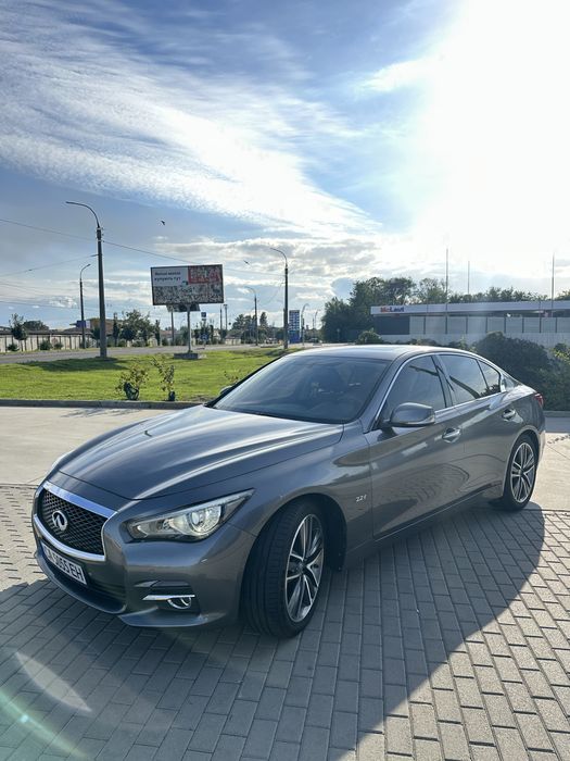 Infiniti q50 2,2d