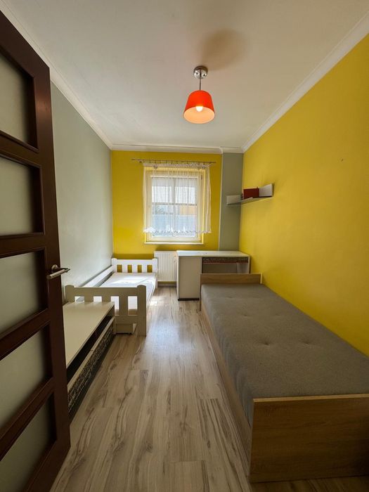 NOWA CENA !!sprzedam trzy pokoje  w centrum Jarocina – ul. Bema 29