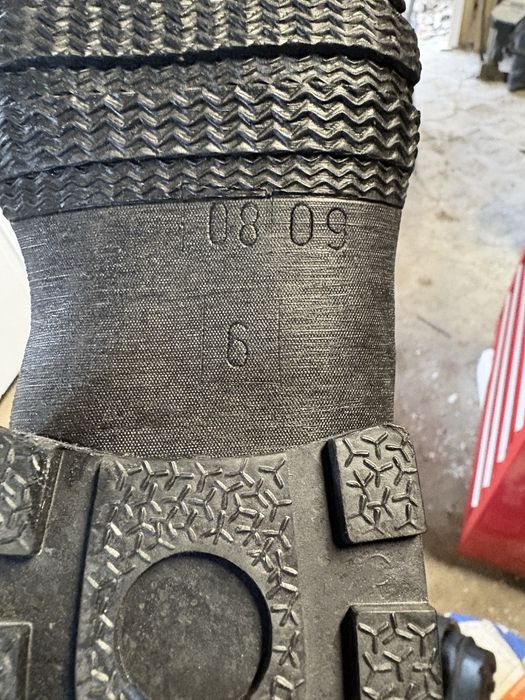 Sprzedam gumowce różne numery