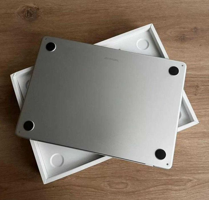 MacBook Air 13 M4 16/512GB Silver