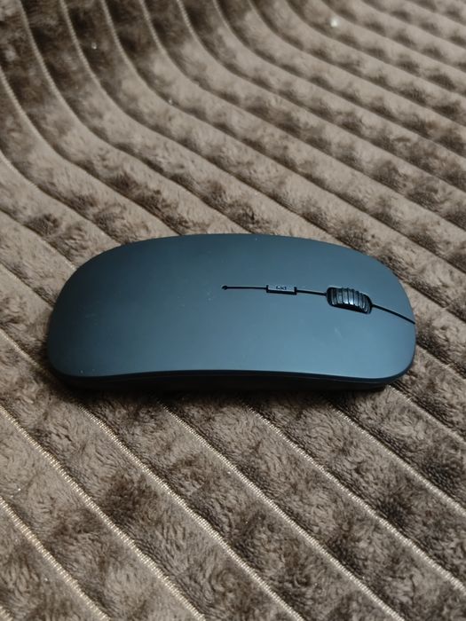 Bluetooth мишка.