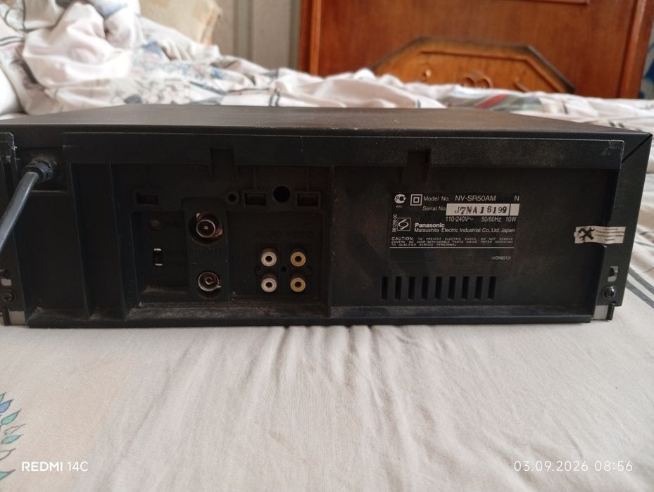 Видеомагнитофон Panasonic NV-SR50AM с родным пультом