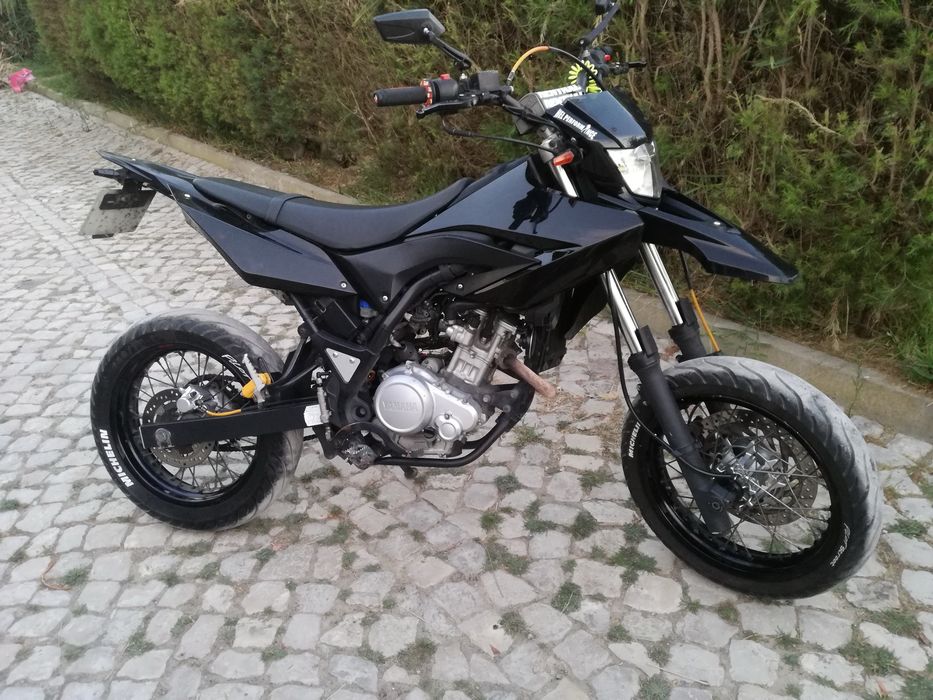 Yamaha wr125x supermotard