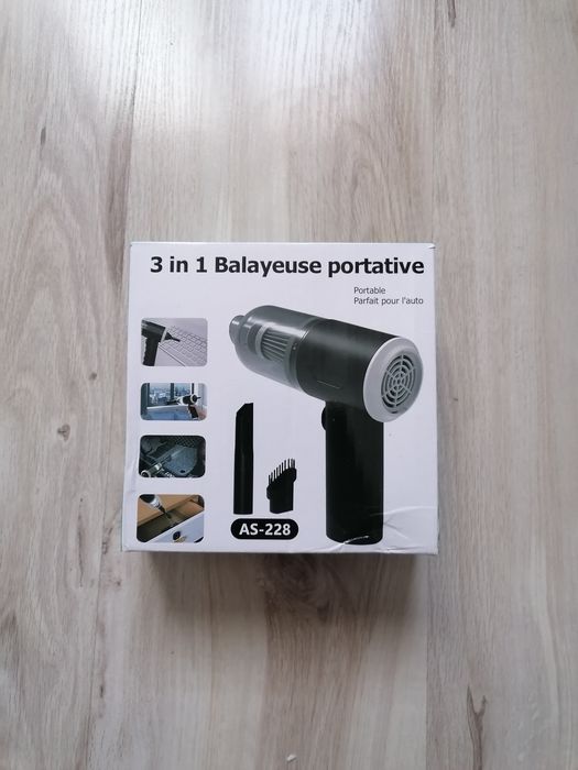 mały odkurzacz 3w1