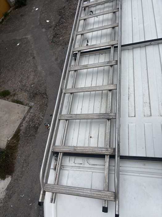 Vende grade de tejadilho