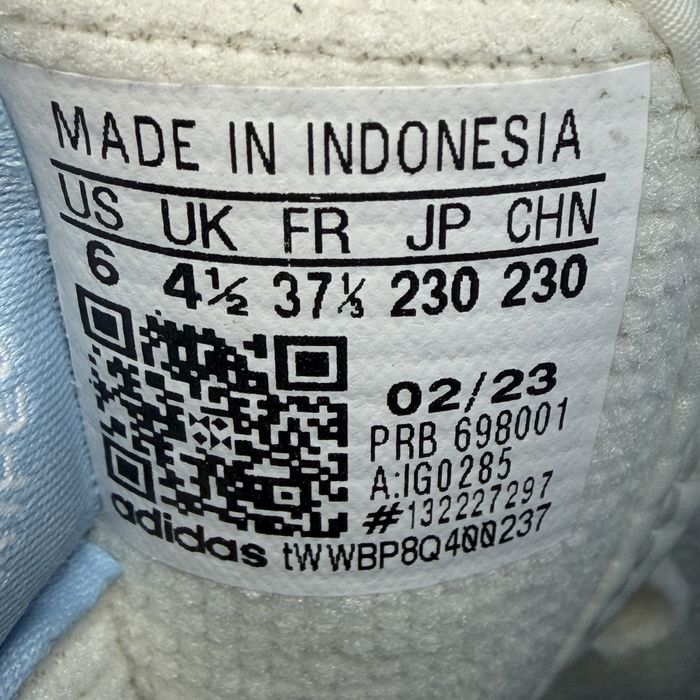 Кросівки Adidas Originals Forum Bold у світлих кольорах Оригінал IG0285