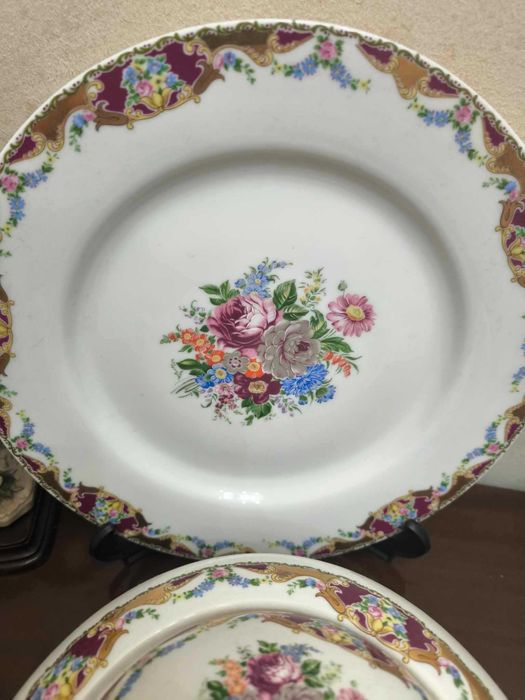 Lindíssima terrina e prato em limoges