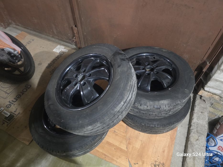 Резина з дисками r16