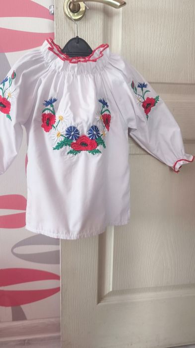 Вишиванка  на дівчинку ,можна двійні
