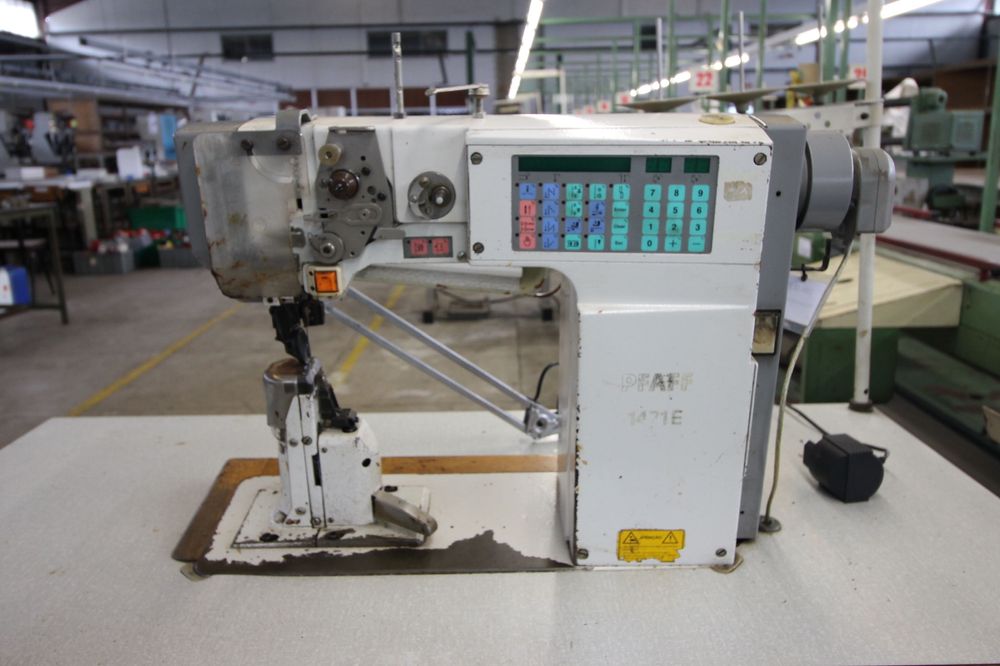 Máquina de costura PFAFF 1471