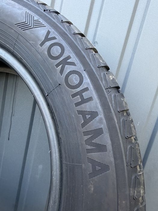 Шини Резина Зима 205/60 R16 96H Yokohama BlueEarth Winter V905