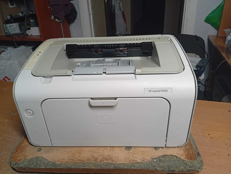 Лазерний принтер HP LaserJet P1005, заправлений 100%