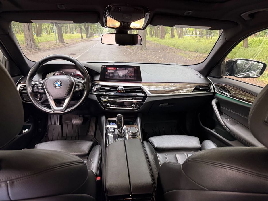BMW g30 530i  2019 196 km