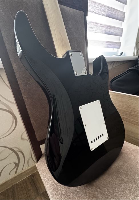 Електрогітара Yamaha Pacifica 112J L (Black) (б/в)