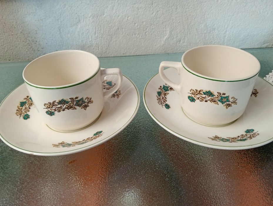 Chávenas de loiça de Sacavém