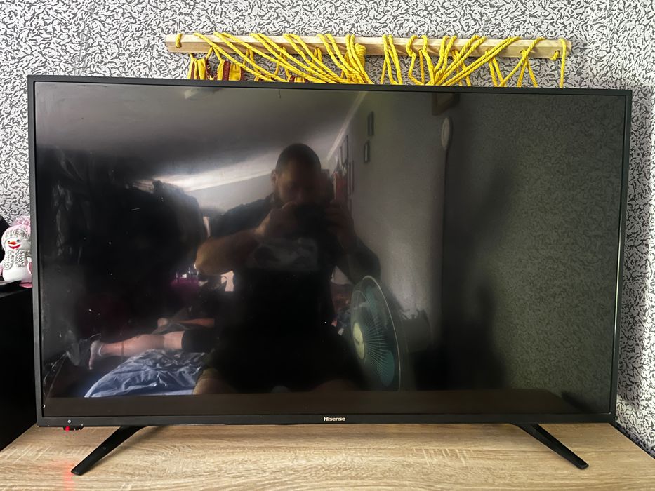 телевізор Hisense H43A6100