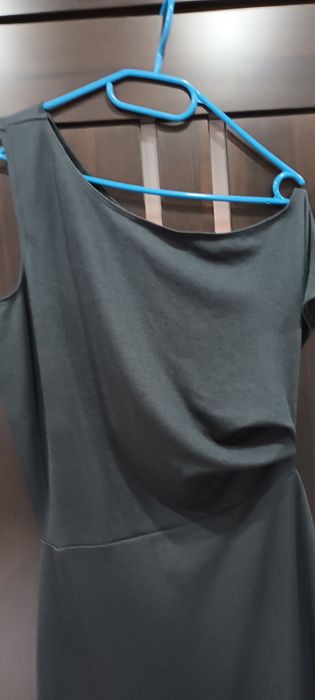 ASOS sukienka na jedno ramię