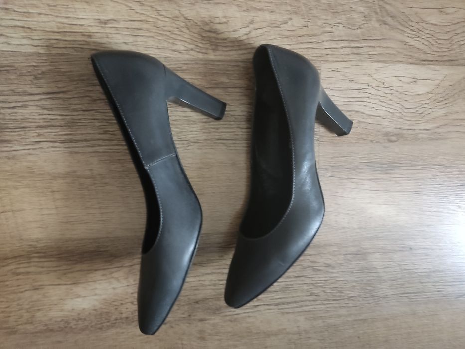 Szpilki obuwie na obcasie półbuty