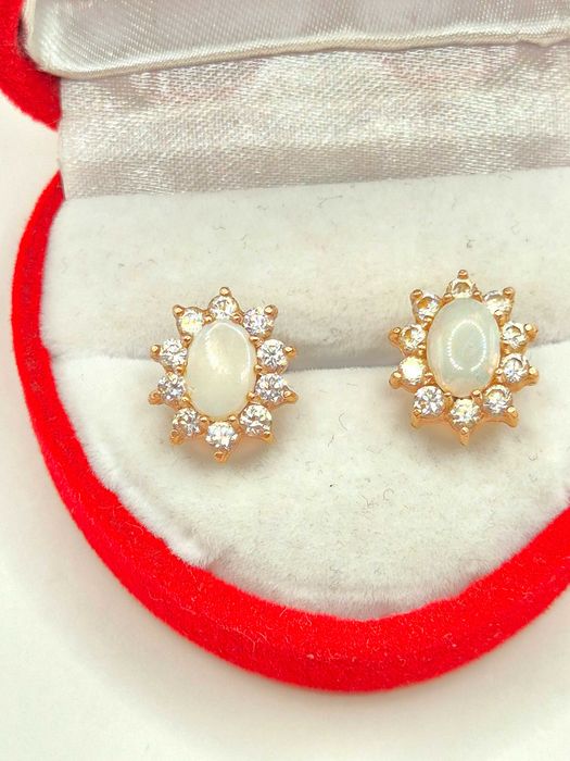 Piękne złote kolczyki 585 (14K) Opal