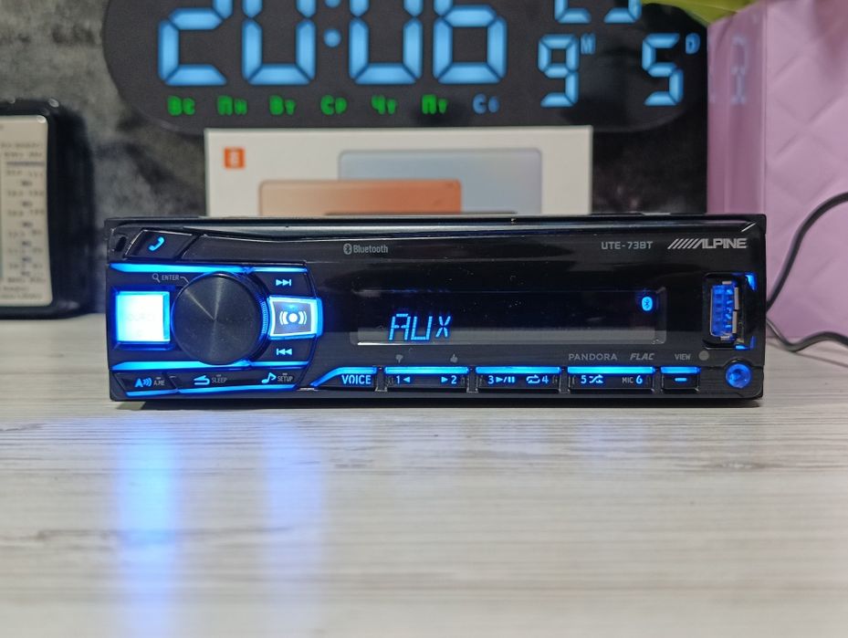 ///Alpine ute-73bt(Bluetooth audio)
