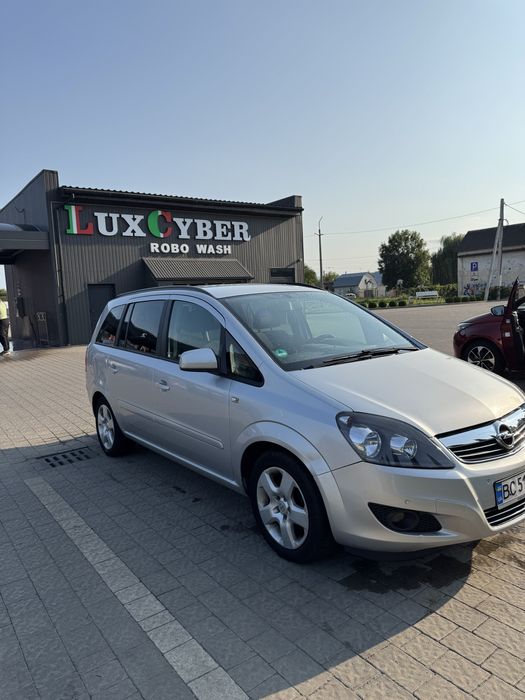 Opel zafira 2014