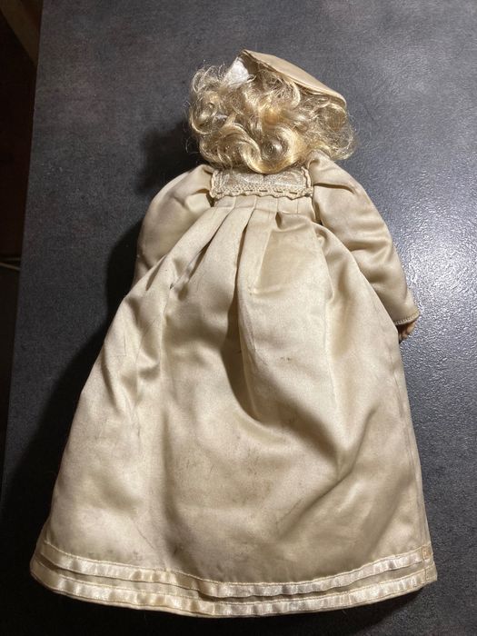 Lalka ze studia Guy Luy Hubert z Krakowa kolekcjonerska