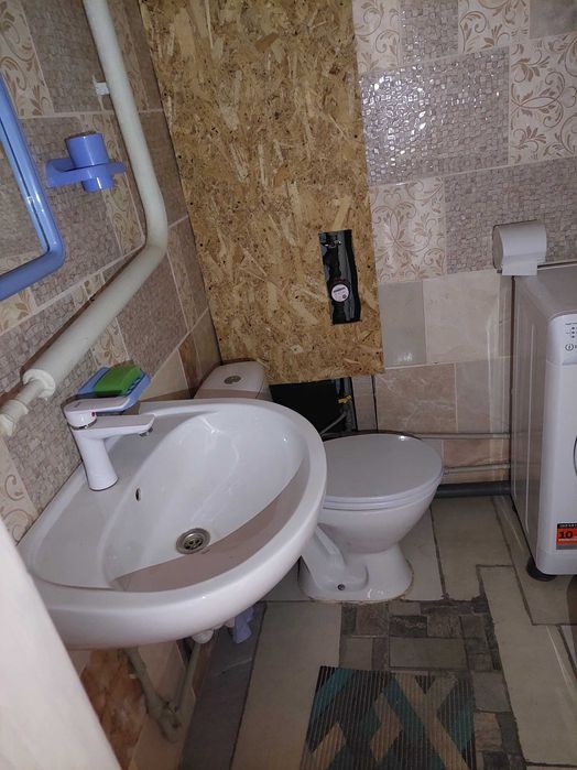 Сдаю однокомнатную квартиру в Октябрьском.